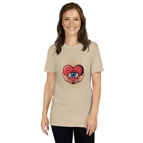 T-Shirt Sacred Heart Eye Spiritual Graphic Design