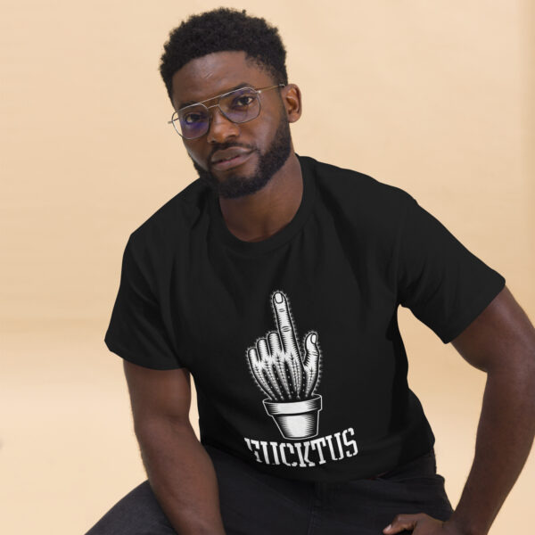 T-Shirt FUCKTUS – Stacheliger Mittelfinger.
