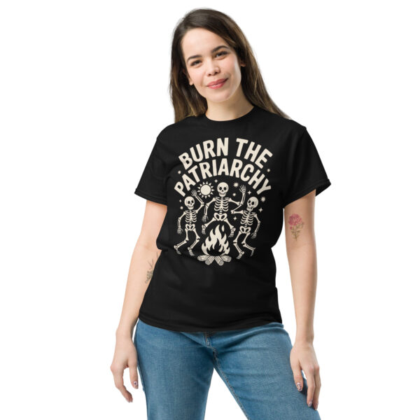T-Shirt Burn The Patriarchy – Skelett Lagerfeuer