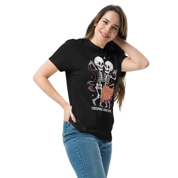 T-Shirt CREEPING LOVE ALIVE – Dancing Skeletons, Retro Horror Romance