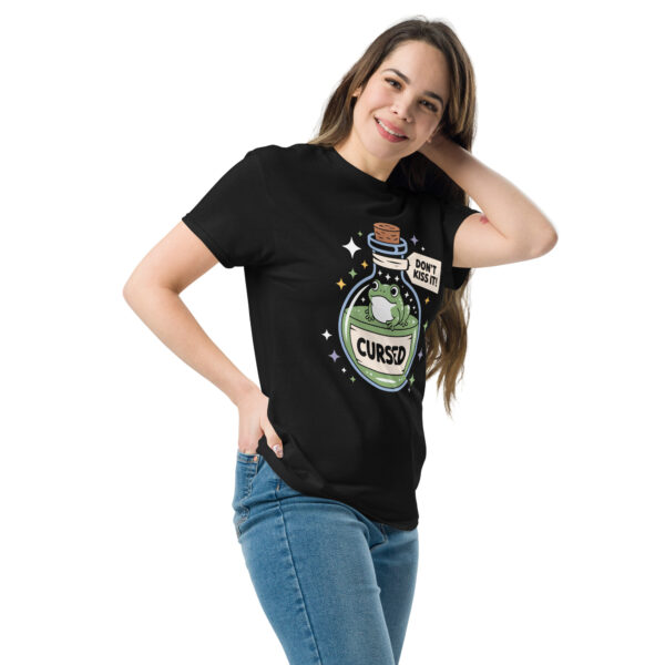 T-Shirt Cursed Frog – Don’t Kiss It, Witch Bottle
