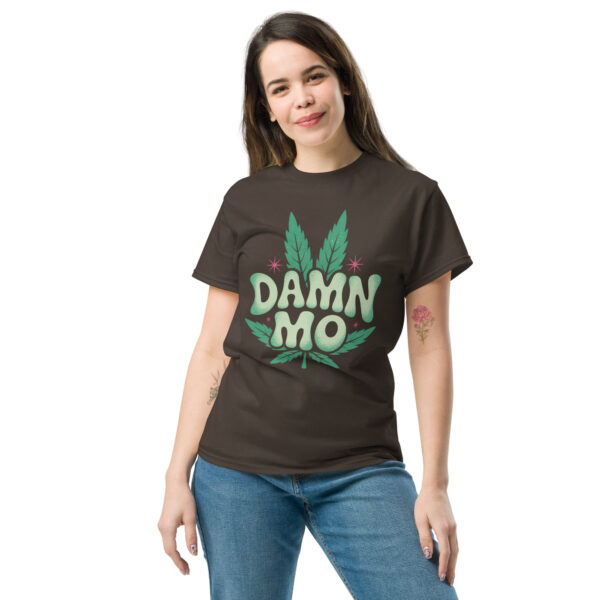 T-Shirt DAMN MO – Weed Leaves, Stoner Vibes