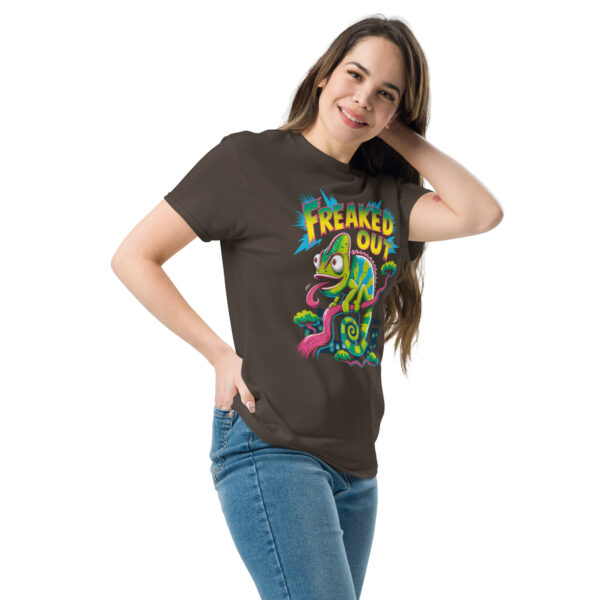 T-Shirt FREAKED OUT – Neon Chameleon Hype