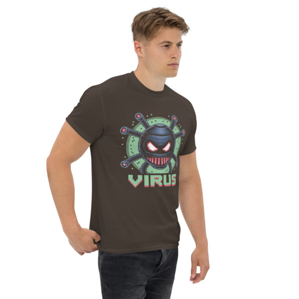 T-Shirt Pixel Virus Overlord – Retro Malware Bot
