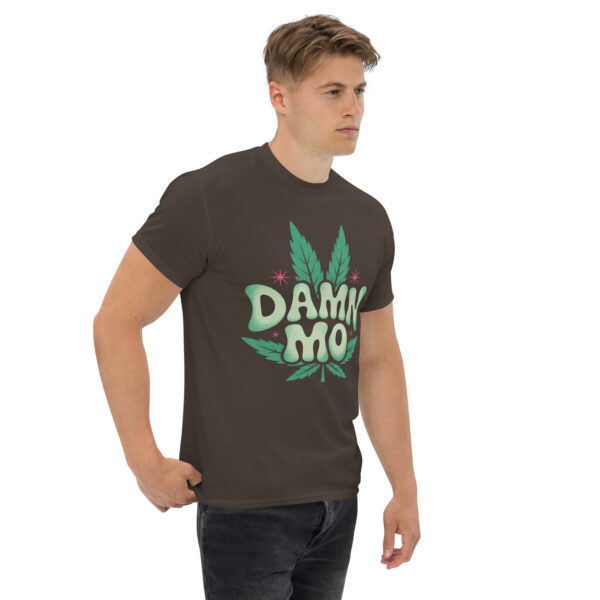 T-Shirt Cannabis DAMN MO – Leaf Bubble Font