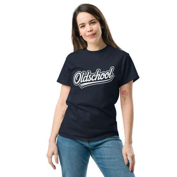 T-Shirt Oldschool Script – Vintage Baseball Style