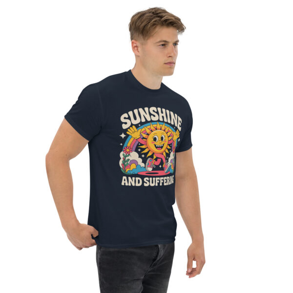 T-Shirt Sunshine and Suffering – Retro Sun