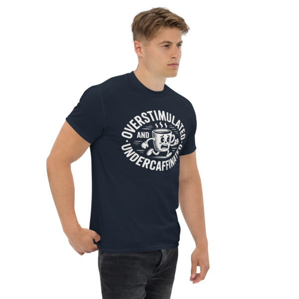 T-Shirt OVERSTIMULATED UNDERCAFFEINATED Kaffee Totenkopf Humor